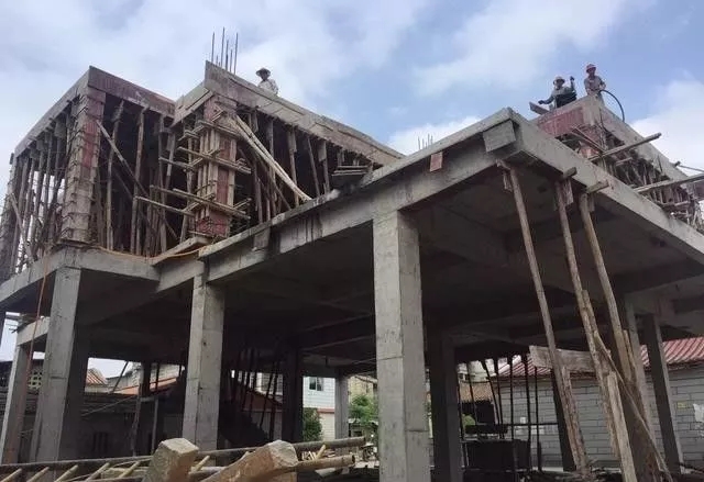 農(nóng)村建房哪種結(jié)構(gòu)更抗震？影響房子抗震的原因有哪些？